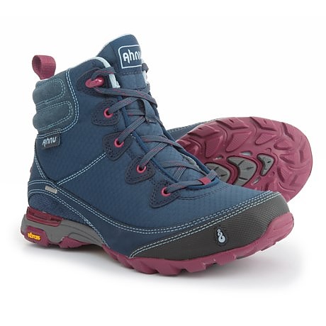 Ahnu sugarpine shop hiking boots