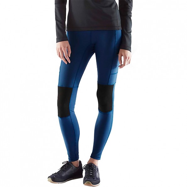 photo of a performance pant/tight