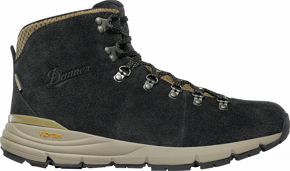 photo: Danner Mountain 600 hiking boot