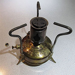 photo: Optimus No. 00 liquid fuel stove