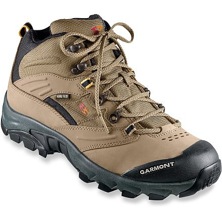 photo: Garmont Flash III XCR hiking boot