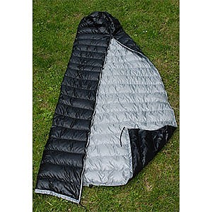 photo: Hammock Gear Burrow 50° top quilt