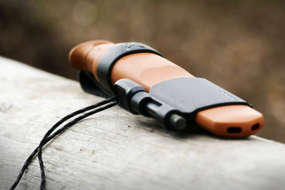 Morakniv Garberg BlackBlade Survival Kit review - Use it to fight off a  bear and start a fire - The Gadgeteer