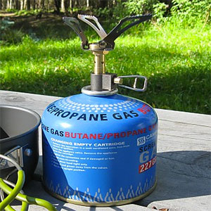 photo: BRS 3000W compressed fuel canister stove