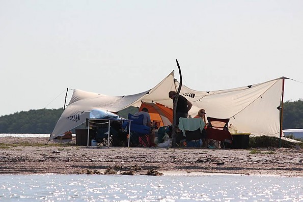 Kelty noah's shop tarp sun shelter