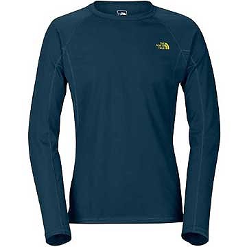 photo: The North Face Light Long Sleeve Crew long sleeve performance top