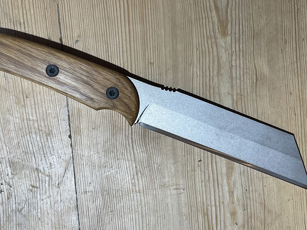 photo: Dicerox Lagertha fixed-blade knife