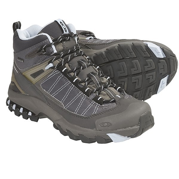 photo: Salomon Women's 3D Fastpacker Mid GTX hiking boot