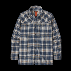 photo: Patagonia Light Farrier's Shirt hiking shirt